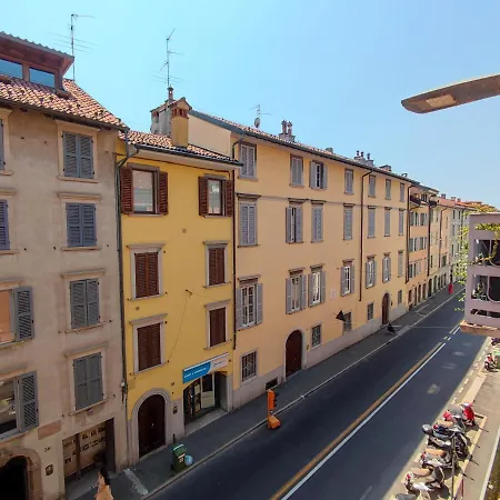 بيت ضيافة Da Pardis Via Broseta 3*