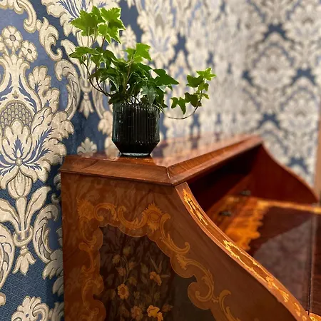 Da Pardis Via Broseta بيت ضيافة 3*